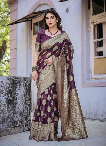 Looking These Festive Wear Saree in Fine Colored.These Saree And Blouse is Fabricated On Chanderi Silk.Its Beautified With Weaving Jari Designer.