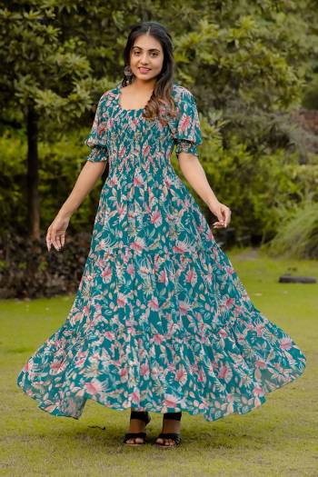 Looking These Beautiful Looking Readymade Western Long Kurti.These Kurti is Fabricated On Georgette.Its Beautified With Designer Printed.