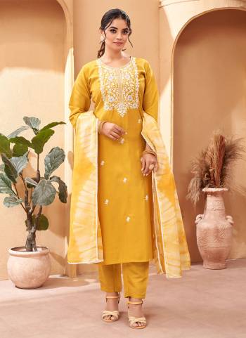 Attrective These Suit in Fine Colored Pair With Bottom And Dupatta.These Top And Bottom Are Fabricated On Viscose Chanderi Pair With Chanderi Dupatta.Its Beautified With Designer Printed, Embroidery Work.