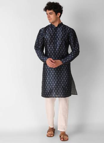 For A festive Wear,Grab These Readymade Kurta With Payjama in Fine Colored.These Kurta And Payjama is Fabricated On Art Silk With Designer Printed.Buy Now.