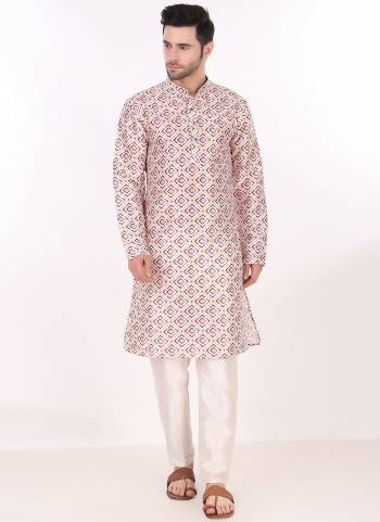 For A festive Wear,Grab These Readymade Kurta With Payjama in Fine Colored.These Kurta And Payjama is Fabricated On Art Silk With Designer Printed.Buy Now.