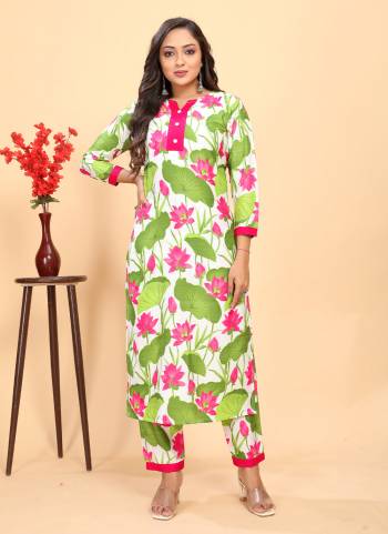 Grab These Beautiful Looking Readymade Top With Bottom Set.These Top And Bottom is Fabricated On Rayon.Its Beautified With Designer Floral Printed.