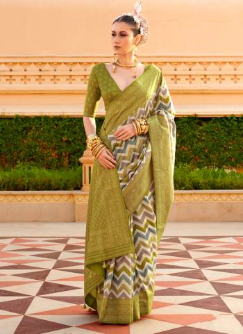 Attrective These Festival Wear Saree in Fine Colored.These Saree And Blouse is Fabricated On S V P Silk.Its Beautified With Weaving Jari Border Pallu Designer With Printed.