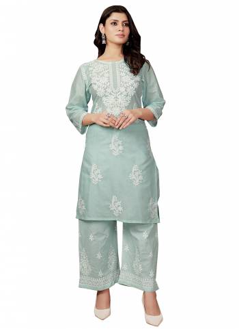 Grab These Beautiful Looking Readymade Kurti With Bottom.These Kurti And Bottom is Fabricated On Cotton.Its Beautified With Designer Chikankari Embroidery Work.