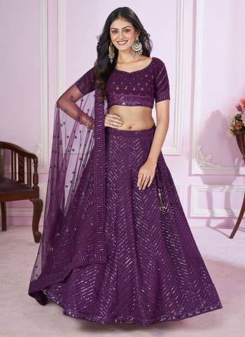 For A Designer Look,Grab These Lehenga Choli in Fine Colored.These Lehenga And Choli Are Fabricated On Georgette Pair With Soft Net Dupatta.Its Beautified With Designer Sequance,Thread Embroidery Work.