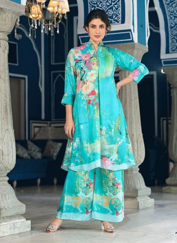 Grab These Co Ord Dress in Fine Colored Pair With Bottom.These Top And Bottom Are Fabricated On Muslin Pair.Its Beautified With Digital Printed With Hand Work In Coller.