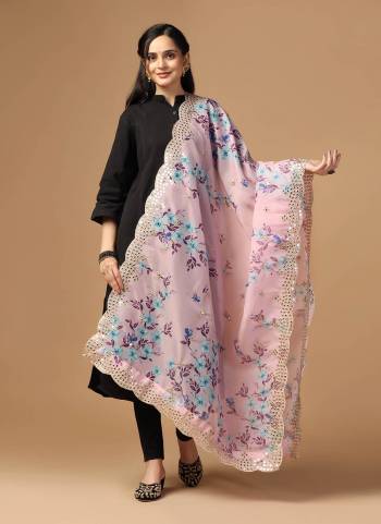 Grab These Beautiful Violet Colored Dupatta.This Dupatta is Fabricated On Beautiful Organza Fabric . It Is Beautified With Beautiful Digital Prints And Ethnic Mirror Work.