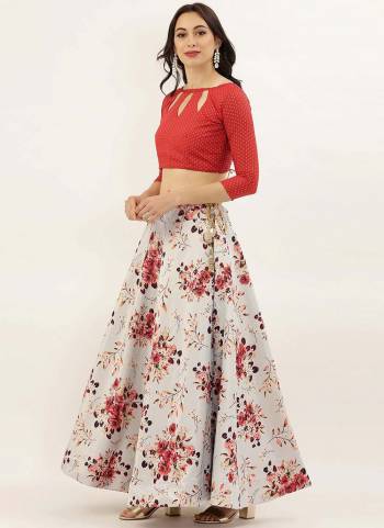 Must have Designer Lehenga Set Crafted Out Of Silk Fabric For Trendy Girlie Looks. Lehenga Is Designed With Designer Digital Prints For The Real Glam Feels. Must Have Lehenga Choli For The Coming Wedding And Festive Seasons.