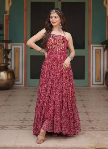 Attrective Looking These Beautiful Looking Readymade Long Gown.These Gown is Fabricated On Faux Georgette.Its Beautified With Designer Bandhani Printed,Katchi Patch Work.