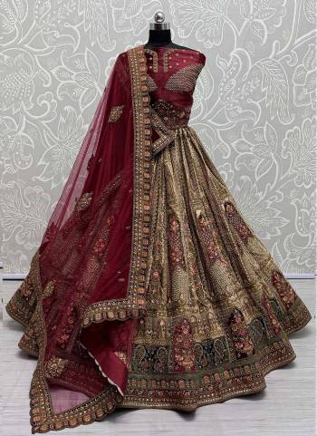 For A Fancy Designer Look,Grab These Lehenga Choli With 2 Dupatta in Fine Colored.These Lehenga And Choli Are Velvet And Dupatta Are Fabricated On Soft Net & Velvet Pair.Its Beautified With Designer Velvet Patch,Sequance,Thread,Dori,Jari Embroidery With Diamond Work.