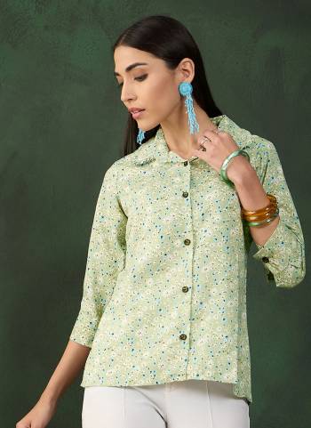 Attrective These Beautiful Looking Readymade Short Kurti.These Kurtis Fabricated On Rayon.Its Beautified With Designer Printed.