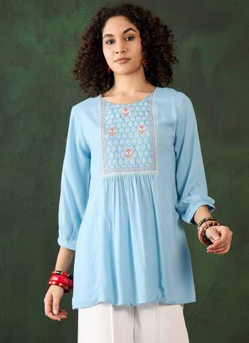 Attrective These Beautiful Looking Readymade Short Kurti.These Kurtis Fabricated On Rayon.Its Beautified With Designer Embroidery Work.