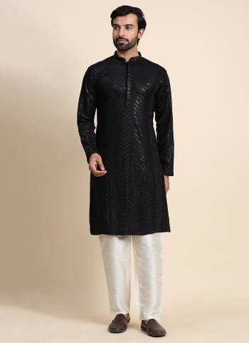 For A festive Wear,Grab These Readymade Kurta Payjama in Fine Colored.These Kurta is Fabricated On Cotton And Art Silk Bottom With  Designer Embroidery Work.Buy Now.