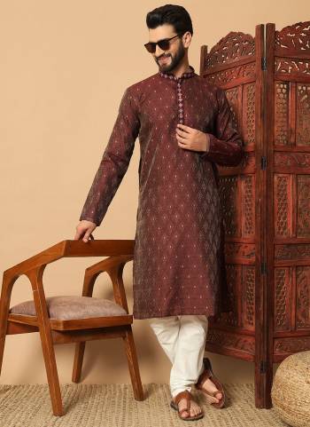 Looking These Party Wear Mans Wear Kutra Payjama wearing this fashionable. Tailored Kurta Are Jacquard And Payjama Raymond Cotton finest Silk Fabriced With Mirror,Thread Embroidery Work and fashioned with a banded collar for a dash of style.