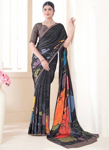 Attrective Look These Party Wear Saree in Fine Colored.These Saree And Blouse is Fabricated On Crepe Soft Silk.Its Beautified With Designer Digital Printed.