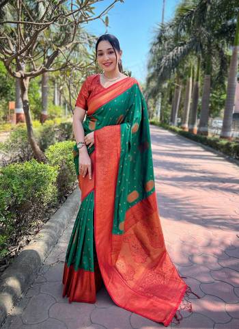 Garb These Party Wear Saree in Fine Colored.These Saree And Blouse is Fabricated On Soft Silk.Its Beautified With Weaving Jal Designer.