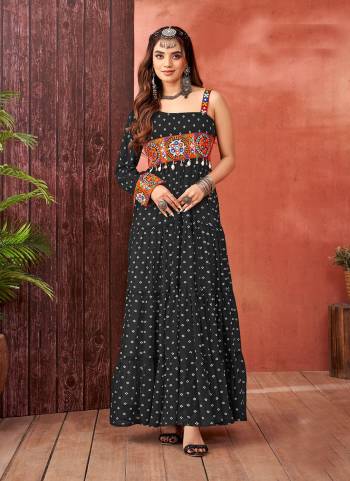 Atrective These Beautiful Looking Navratri Collection Readymade Long Gown.These Gown is Fabricated On Faux Georgette.Its Beautified With Designer Printed With Kutchi Work.