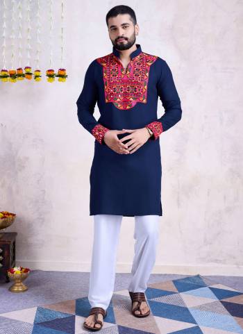 For A Festive Wear,Grab These Readymade Kurta Pair in Fine Colored.These Kurta Are Rayon Fabricated on Pair.Its Beautified With Mirror ,Thread Embroidery Work.