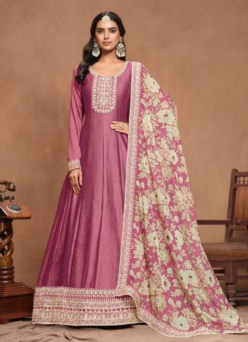 Garb These Party Wear Anarkali Suit in Fine Colored Pair With Dupatta.These Top Are Art Silk And Dupatta Are Fabricated On Organza Pair.Its Beautified With Santoon Inner.Its Beautified With Designer Embroidery Work With Printed Dupatta.