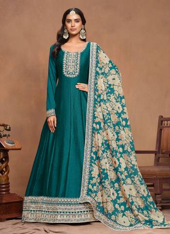 Garb These Party Wear Anarkali Suit in Fine Colored Pair With Dupatta.These Top Are Art Silk And Dupatta Are Fabricated On Organza Pair.Its Beautified With Santoon Inner.Its Beautified With Designer Embroidery Work With Printed Dupatta.