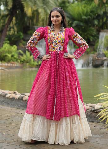 Grab These Navratri special Adult And Kids Lehenga Kurti in Fine Colored. These Lehenga Are Kora Cotton And Kurti Are Fabricated On Georgette Fabric. It is Beautified With Designer Printed With Traditional (Gamthi) Thread Work. Grace This Garba Season With This Beautiful Gamthi Work Attire.