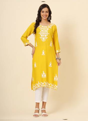 Looking These Beautiful Looking Readymade Kurti.These Kurti is Fabricated On Liva Rayon.Its Beautified With Designer Lucknowi Thread Embroidery Work.