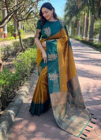 Garb These Party Wear Saree in Fine Colored.These Saree And Blouse is Fabricated On Soft Silk.Its Beautified With Weaving Jari Designer.