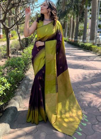 Garb These Party Wear Saree in Fine Colored.These Saree And Blouse is Fabricated On Soft Silk.Its Beautified With Weaving Jari Designer.