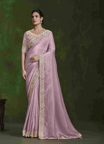 Garb These Party Wear Saree in Fine Colored.These Saree  Is Crush Papar Silk And Blouse is Satin Silk Fabricated.Its Beautified With Dual Handork Sequence.