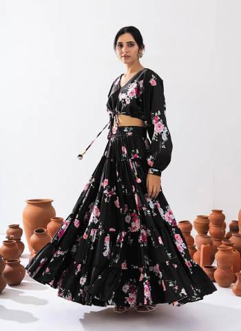 Attrective Looking These Beautiful Looking Readymade Crop Top With Lahenga.These Top Are Air Tex Chinon Fabricated With Air Tex Chinon Lahenga.Its Beautified With Designer Floral Printed.