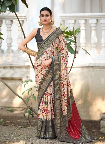 Attrective These Party Wear Saree in Fine Colored.These Saree Are Tussar Silk And Blouse is Fabricated On Tussar Silk Pair.Its Beautified With Designer Ikkat Printed With Polka Dot.