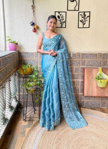 Attrective These Party Wear Saree in Fine Colored.These Saree Are Burburry And Blouse is Burburry Fabricated.Its Beautified With Designer Thread,Sequance Embroidery Work.