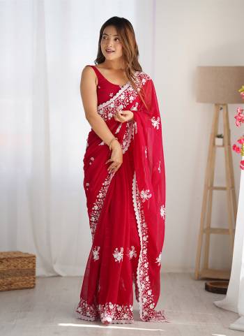 Looking These Party Wear Saree in Fine Colored.These Saree Are Georgette And Blouse is Georgette Fabricated.Its Beautified With Designer Thread,Sequance Embroidery Work.