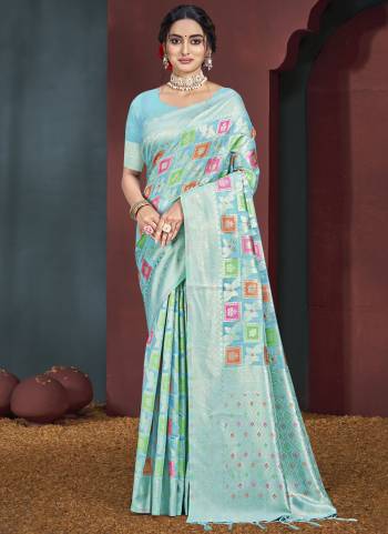 Looking These Fastive Wear Saree in Fine Colored.These Saree And Blouse is Fabricated On Cotton.Its Beautified With Weavon Jacquard Designer.