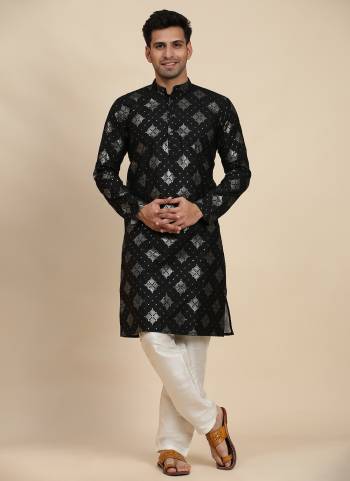 For A Festive Wear,Grab These Readymade Kurta With Payjama Pair in Fine Colored.These Kurta Are Cotton And Payjama Are Art Silk Fabricated on Pair.Its Beautified With Designer Embroidery Work.