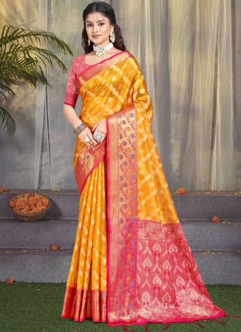 Garb These Fastive Wear Saree in Fine Colored.These Saree And Blouse is Fabricated On Silk.Its Beautified With Weavon Jacquard Designer.