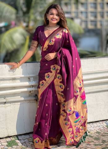 Attrective These Party Wear Saree in Fine Colored.These Saree And Blouse is Fabricated On Paithani Silk.Its Beautified With Weaving Jacquard Paithani Meenakari Designer.