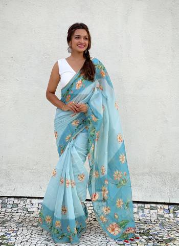 Attrective These Party Wear Saree in Fine Colored.These Saree And Blouse is Fabricated On Chanderi Cotton.Its Beautified With Designer Digital Printed.