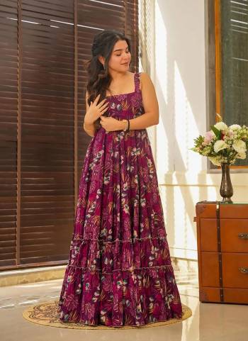 Attrective Looking These Beautiful Looking Readymade Long Gown.These Gown Are Rayon is Fabricated.Its Beautified With Designer Digital Printed.