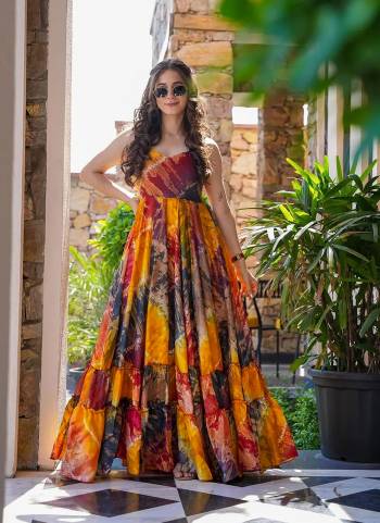 Attrective Looking These Beautiful Looking Readymade Long Gown.These Gown Are Rayon is Fabricated.Its Beautified With Designer Digital Printed.