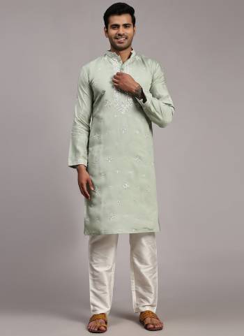 For A festive Wear,Grab These Readymade Kurta Payjama in Fine Colored.These Kurta is Fabricated On Silk And Art Silk Bottom With  Designer Embroidery Work.Buy Now.