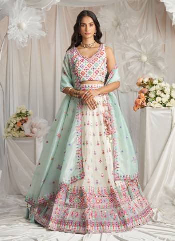 Attrective Looking This Partywear Fine Color Fancy Heavy Designer Choli And Lahenga Fabriced On Organza And Dupatta Organza In Fabricated Beautified With Attrective Designer Heavy Embroidery Work. Buy Now.