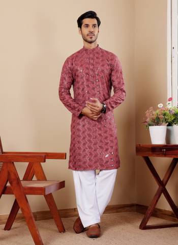 For A festive Wear,Grab These Readymade Kurta With Payjama in Fine Colored.These Kurta is Fabricated On Viscose And Art Silk Bottom With Designer Chikankari Embroidery Work.Buy Now.