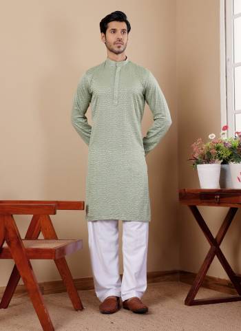 For A festive Wear,Grab These Readymade Kurta With Payjama in Fine Colored.These Kurta is Fabricated On Viscose And Art Silk Bottom With Designer Chikankari Embroidery Work.Buy Now.