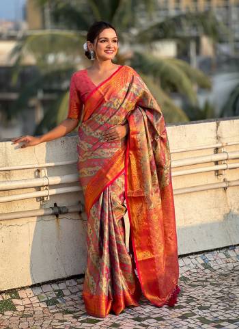  Looking These Party Wear Saree in Fine Colored.These Saree And Blouse is Fabricated On Dharmavaram Silk.Its Beautified With Weaving Laheriya Meenakari Designer.