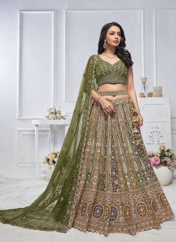 For A Fancy Designer Look,Grab These Lehenga Choli With Dupatta in Fine Colored.These Lehenga And Choli Are Soft Net And Dupatta Are Fabricated On Soft Net Pair.Its Beautified With Heavy Designer Thread,Jari,Sequance Embroidery,Stone Work.