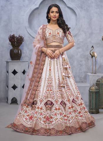 For A Fancy Designer Look,Grab These Lehenga Choli With Dupatta in Fine Colored.These Lehenga And Choli Are Organza And Dupatta Are Fabricated On Soft Net Pair.Its Beautified With Heavy Designer Patch,Thread,Jari Embroidery,Stone Work.