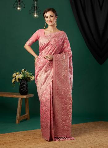 Attrective These Saree in Fine Colored Pair With Blouse.These Saree and Blouse Are Fabricated On Linen.Its Beautified With Wevon Jacquaed Designer.