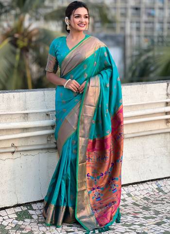 Attrective These Party Wear Saree in Fine Colored.These Saree And Blouse is Fabricated On Soft Silk.Its Beautified With Weaving Jacquard Nath Meenakari Designer.