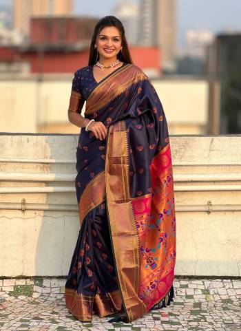 Attrective These Party Wear Saree in Fine Colored.These Saree And Blouse is Fabricated On Soft Silk.Its Beautified With Weaving Jacquard Nath Meenakari Designer.